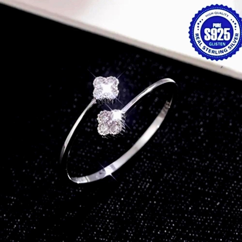 Chic 925 Sterling Silvery Lucky Four-Leaf Clover Ring  one size with Sparkling